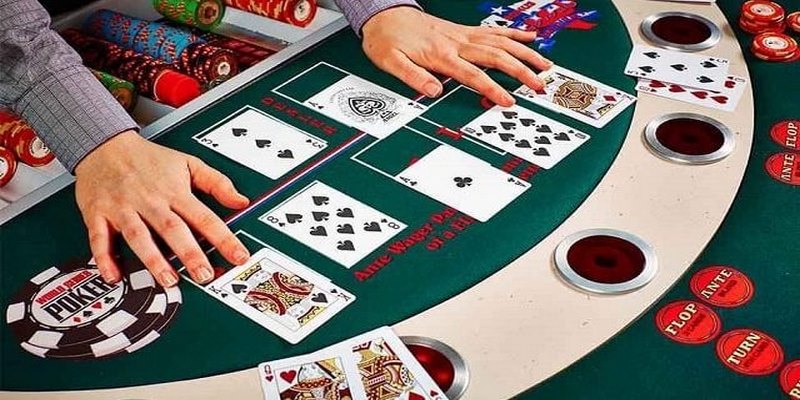 Trong Poker có một số thuật ngữ quan trọng mà người chơi mới cần biết